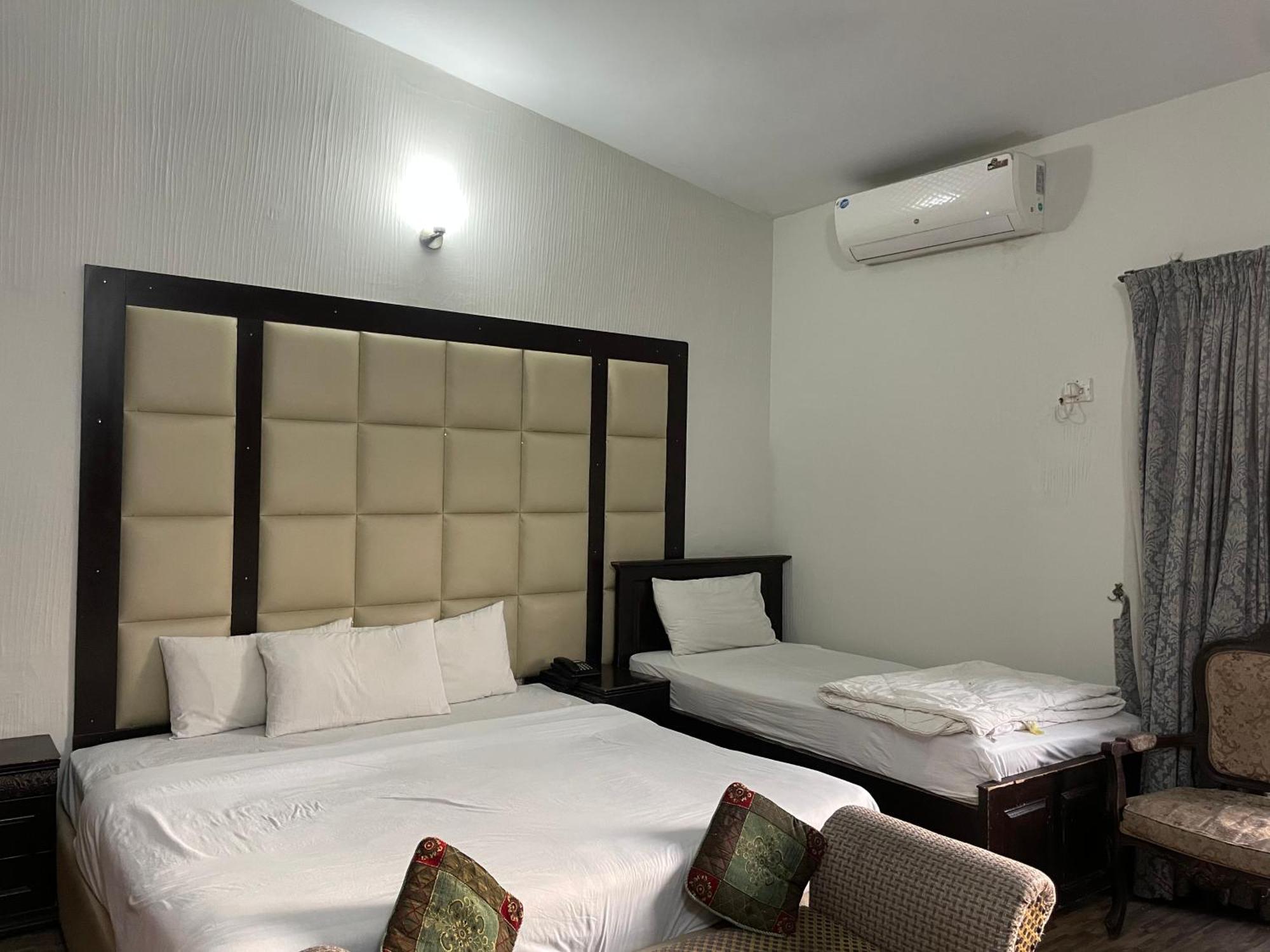 Casa Blanca Boutique Guest House اسلام اباد المظهر الخارجي الصورة